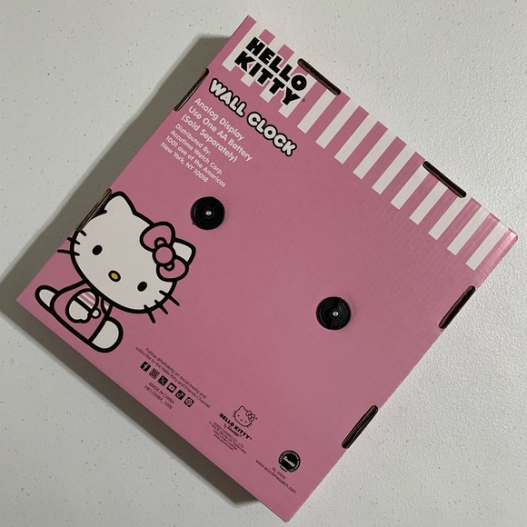 Hello Kitty by Sanrio Analog Wall Clock-New in Box - Picture 4 of 5